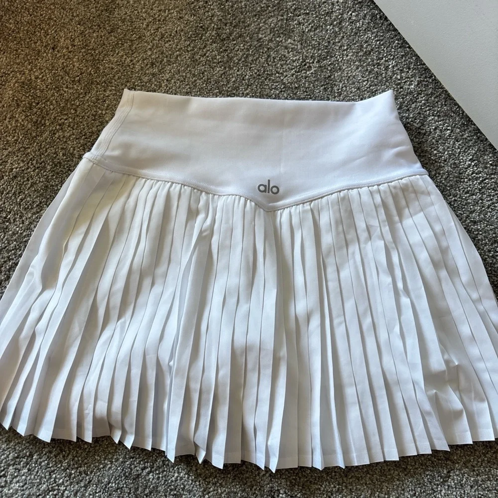 ALO Yoga White Mini Skater Skirt